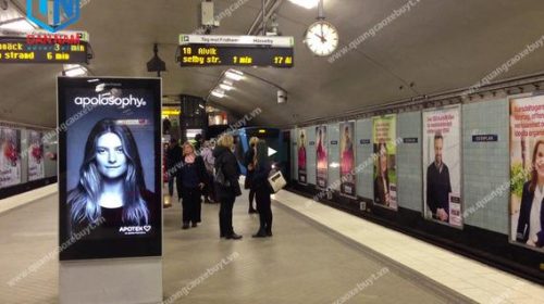Quảng cáo nhà ga tàu điện ngầm Metro Quảng cáo nhà ga tàu điện ngầm Metro
