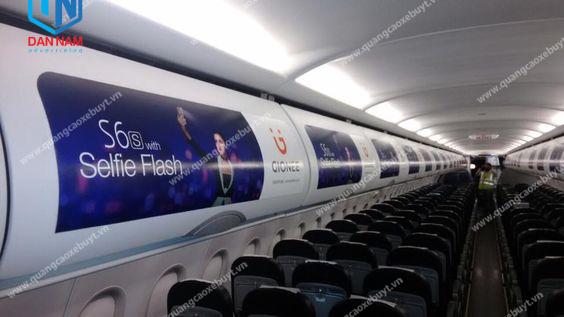 Quảng cáo dán poster bên trong máy bay Quảng cáo dán poster bên trong máy bay
