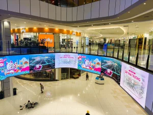 Giá quảng cáo trung tâm thương mại