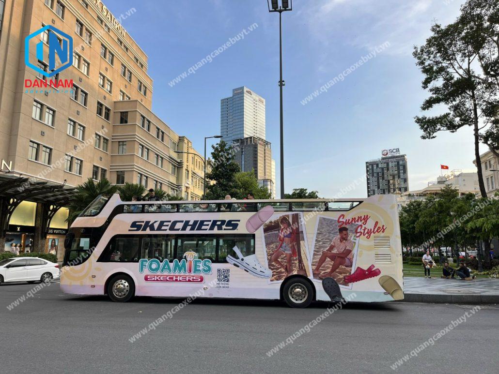 Roadshow xe bus 2 tầng tại Hà Nội Roadshow xe bus 2 tầng tại Hà Nội