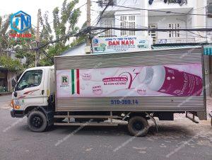 Quảng cáo trên xe tải