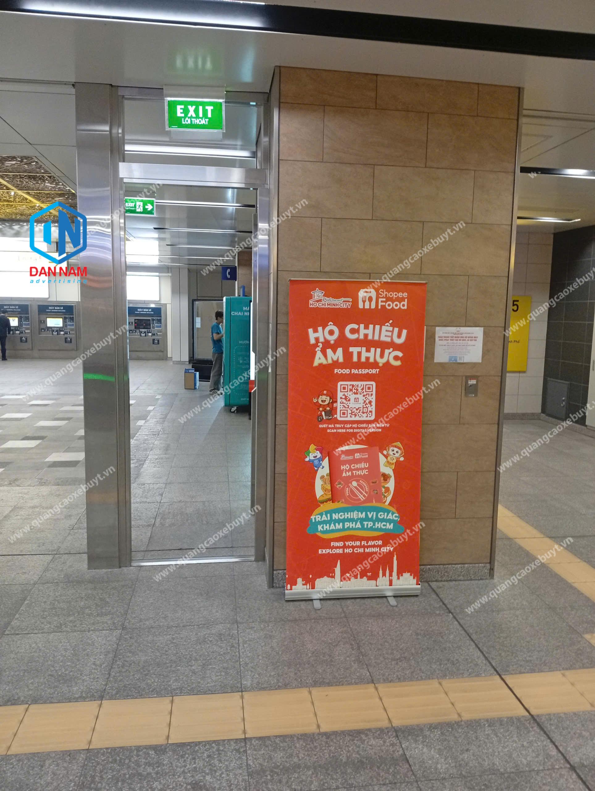 Quảng cáo standee tòa nhà chung cư