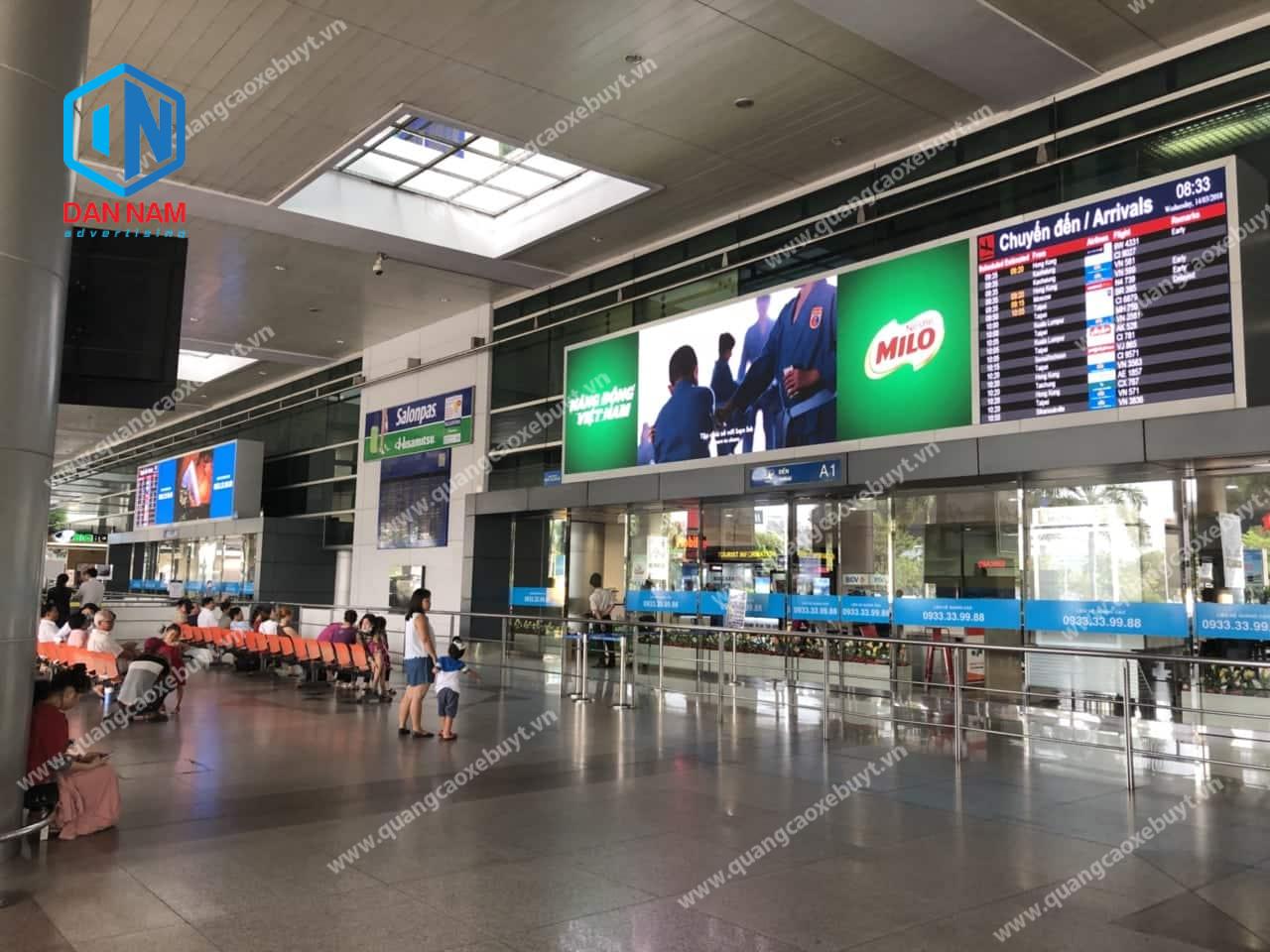 Quảng cáo màn hình LED sân bay