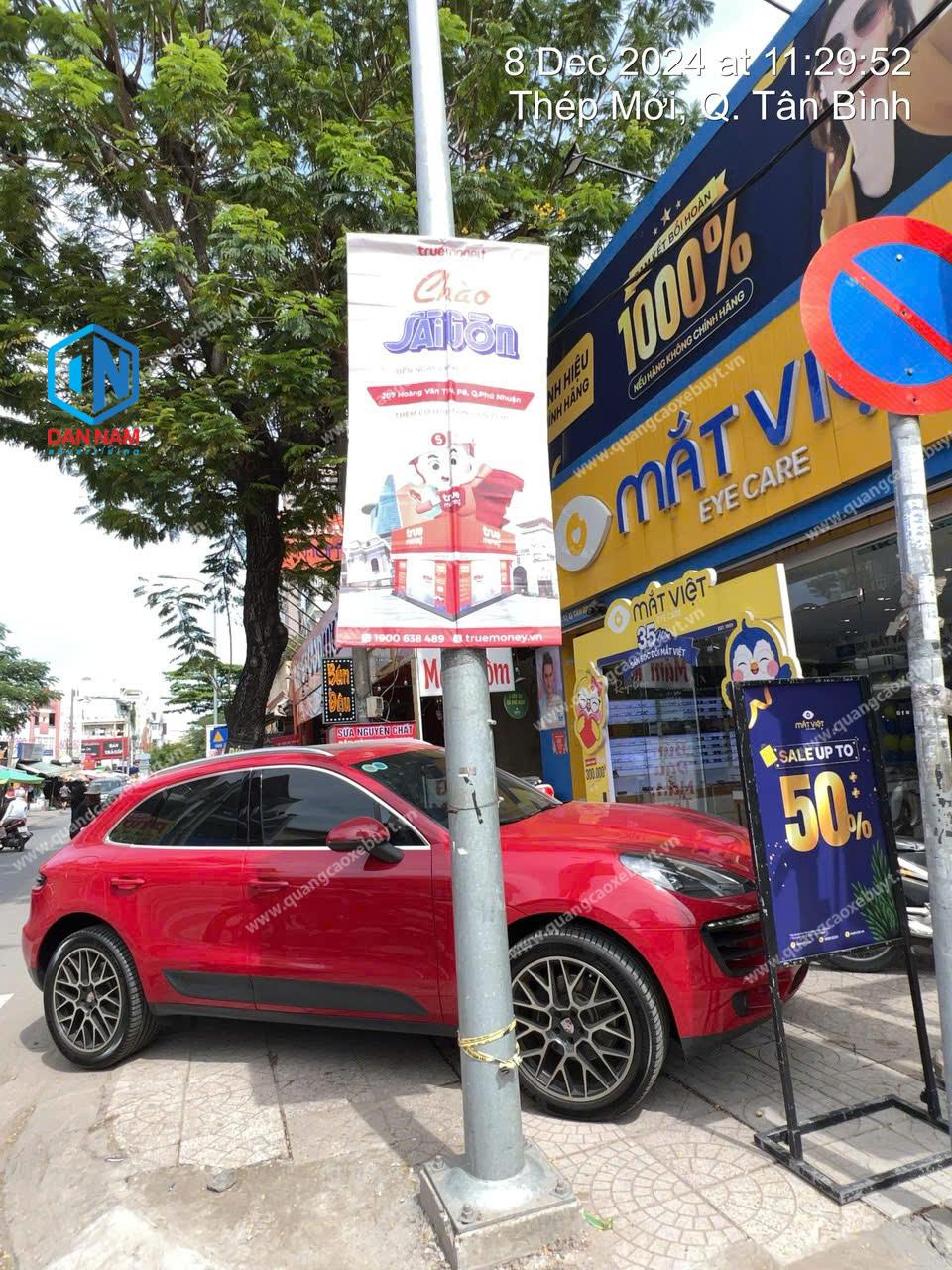 Thi công treo cờ phướn